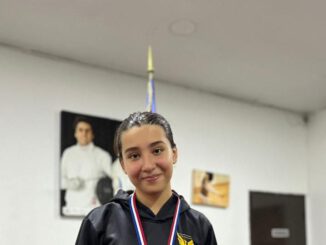 Micaela Pérez, esgrimista chilena representante de La Araucanía en el Sudamericano de Medellín