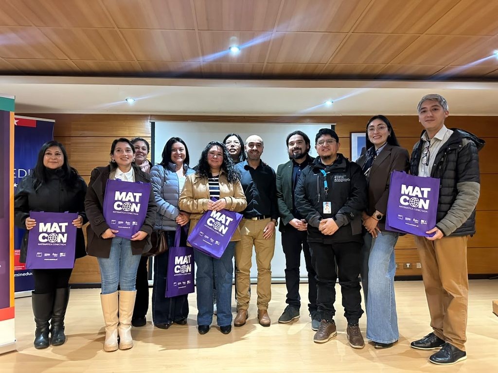 Lanzamiento del programa de educación Matemática Conectada en la región de La Araucanía con docentes y autoridades