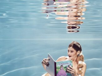 Fotografía surrealista de la exposición Sueños del artista belga Harry Fayt en la Universidad de La Frontera