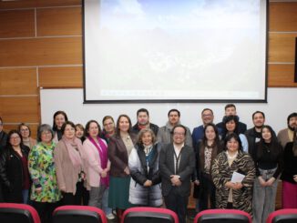 Autoridades y académicos de la Universidad de La Frontera durante el inicio del proceso de rediseño de sus carreras de pedagogía.
