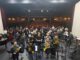 Estudiantes disfrutando de un concierto educativo de la Orquesta Filarmónica en el Teatro Municipal de Temuco