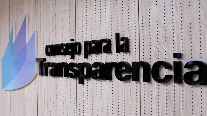 Edificio municipal en La Araucanía representando la gestión de compras públicas bajo emergencia