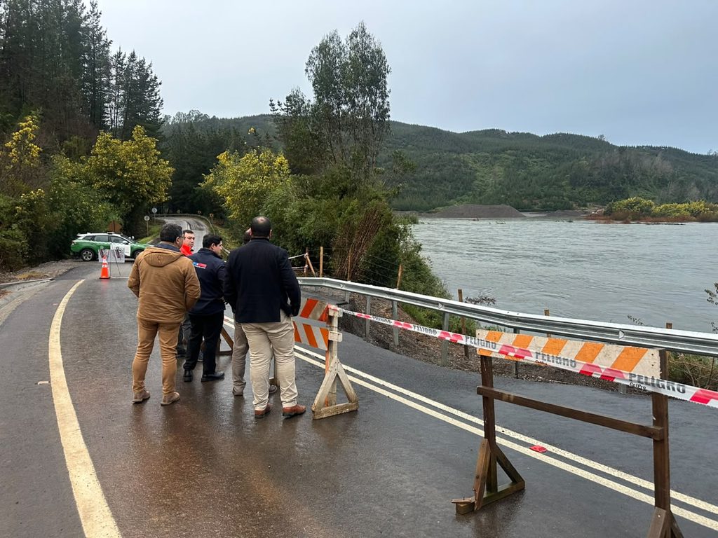 Autoridades regionales y municipales evalúan los daños en la ruta S-70 que afectan la asistencia escolar