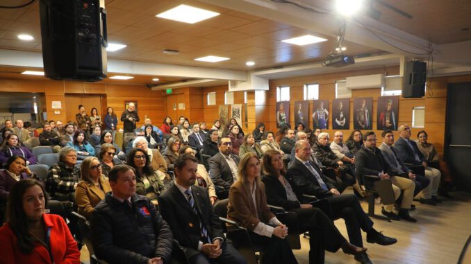 La Seremi del Medio Ambiente de La Araucanía exponiendo los hitos de su gestión ambiental 2025-2026 ante autoridades y ciudadanos