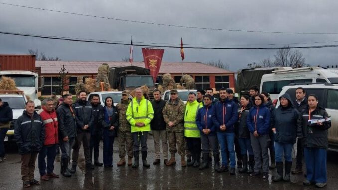 Entrega de forraje por parte de SOFO y el Ejército a agricultores afectados en Temuco