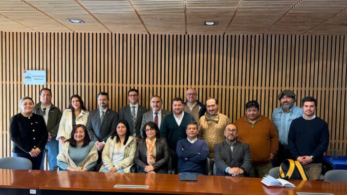 El Delegado Presidencial Víctor Manoli lidera mesa de trabajo con representantes del sector privado en Malleco para fomentar el crecimiento económico.