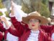 Desfile cívico en la plaza de Villarrica celebrando las Fiestas Patrias