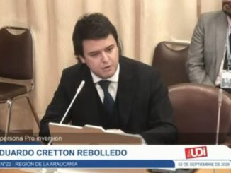 El diputado Eduardo Cretton en el Congreso manifestando su oposición al vertedero Pintamahuida