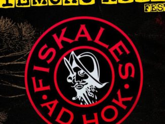 Las bandas Fiskales Ad-Hok y Machuca sobre el escenario en un festival de rock