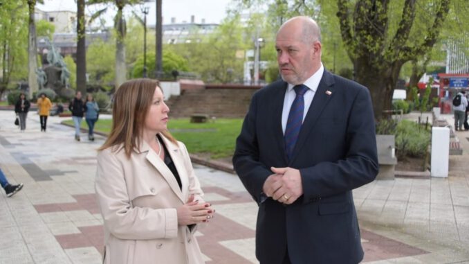 Autoridades regionales de La Araucanía anunciando la ampliación de fondos para el Capital Semilla de Sercotec