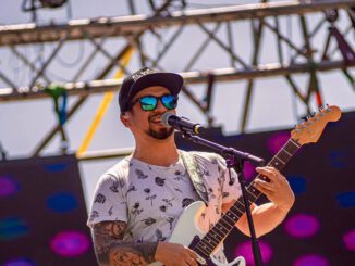 El músico y productor chileno Jorge Hans durante la presentación de su nuevo sencillo Siente el funk