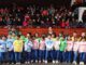 Estudiantes de Villarrica recibiendo computadores de última generación entregados por Junaeb en una ceremonia oficial