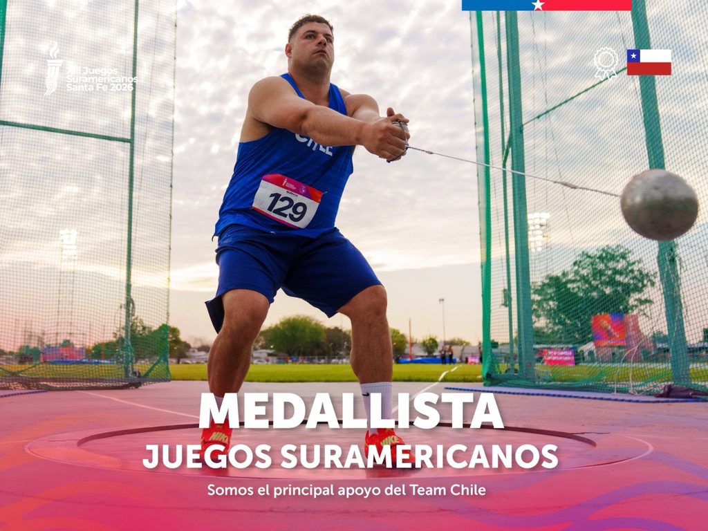 Atletas de La Araucanía celebrando sus medallas obtenidas en los Juegos Suramericanos Santa Fe 2026