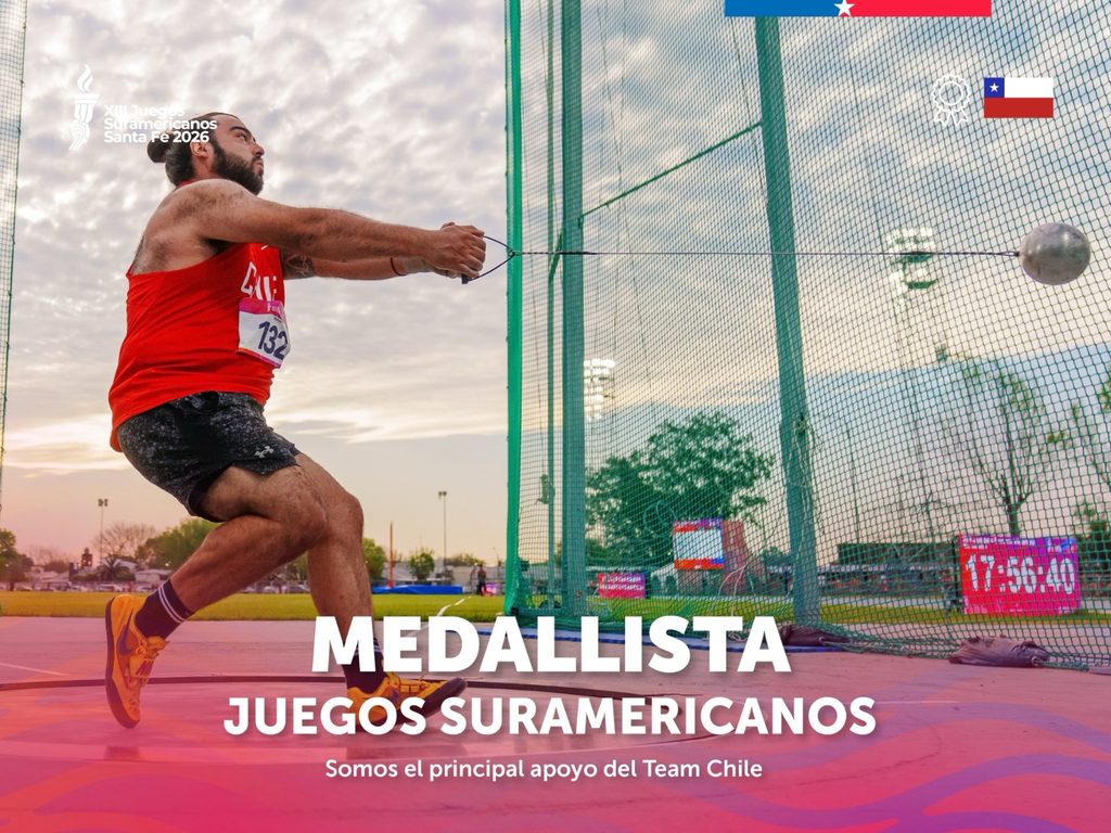 Atletas de La Araucanía celebrando sus medallas obtenidas en los Juegos Suramericanos Santa Fe 2026