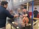Multitud de familias disfrutando en el Parque Charles Caminondo durante la trigésima versión de la Semana de las Tradiciones Chilenas.