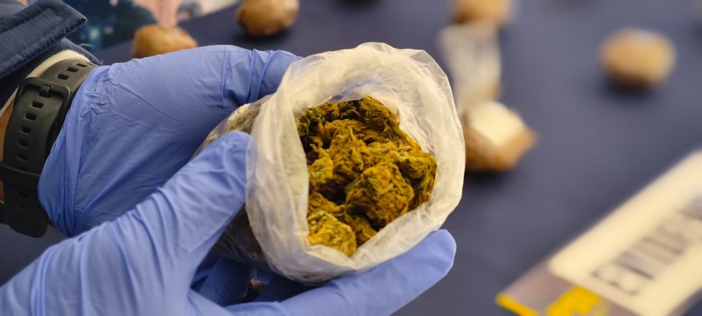 Detectives de la PDI incautan cargamento de cocaína oculto en un vehículo en la ciudad de Angol