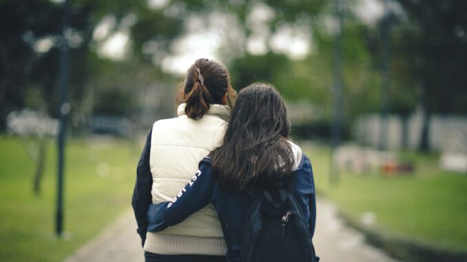Especialistas analizan la importancia de la prevención temprana en salud mental para evitar el suicidio