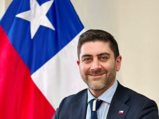 Trabajadores y familias beneficiándose de una red de cuidados en el entorno laboral