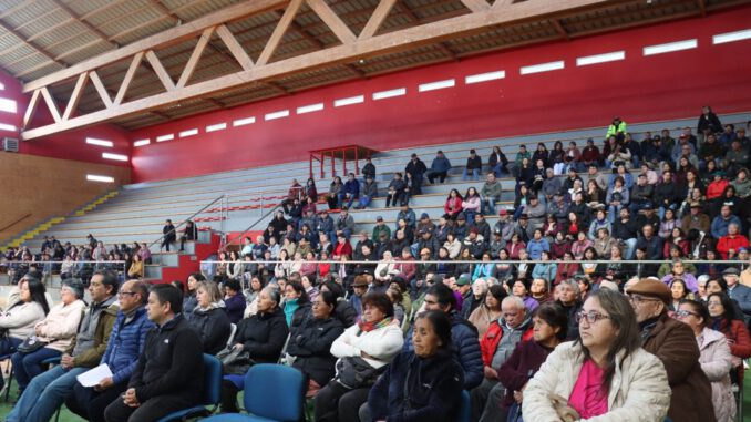 Familias agricultoras de Villarrica recibiendo bono de apoyo por emergencia climática