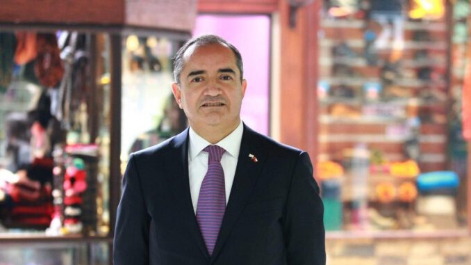 Locales comerciales cerrados y calles de La Araucanía reflejando la crisis en las ventas del comercio minorista regional.