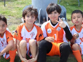 Ninos participando en la Copa Aniversario de futbol formativo del Club Union Lican Ray