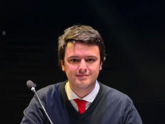 Diputado Eduardo Cretton participando en actividades parlamentarias y de vivienda en La Araucania