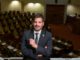 Diputado José Montalva ingresando una denuncia formal a la Fiscalía por las pérdidas del Fondo E de las AFP
