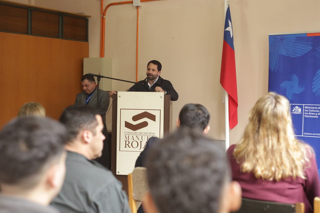 Ceremonia de certificación del laboratorio de escritura creativa en el Centro de Cumplimiento Penitenciario de Temuco