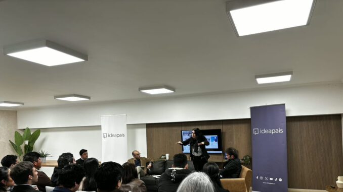 Seminario Ecos del 18-O organizado por IdeaPaís en Temuco con destacados expositores