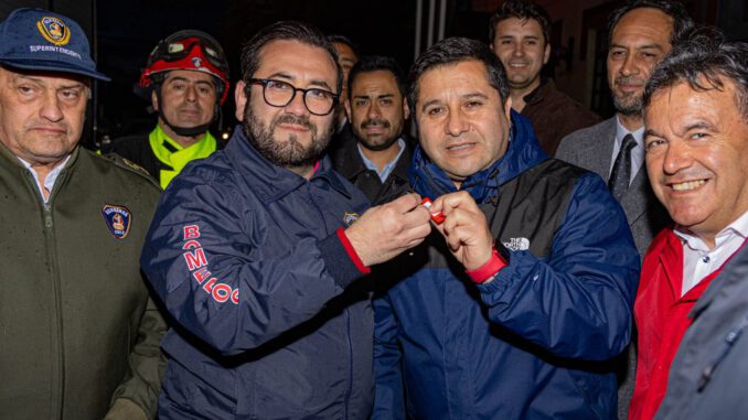 Nuevo carro multipropósito Rosenbauer entregado a la Segunda Compañía de Bomberos de Lautaro