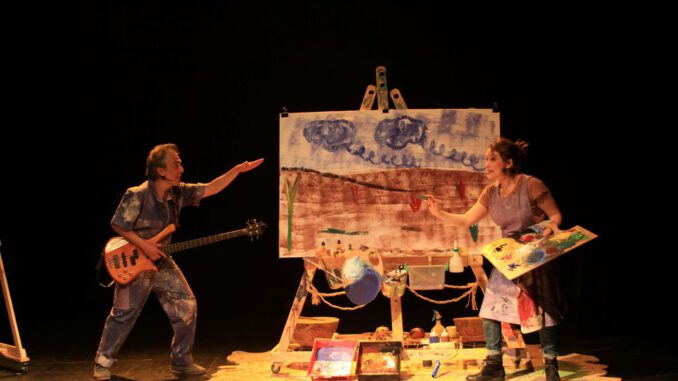 Presentación de artes escénicas y juego libre para la primera infancia en el festival MANOJO en Temuco