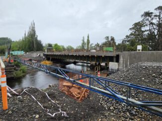Avances de las obras de reposición del Puente Quinque en la comuna de Pitrufquén