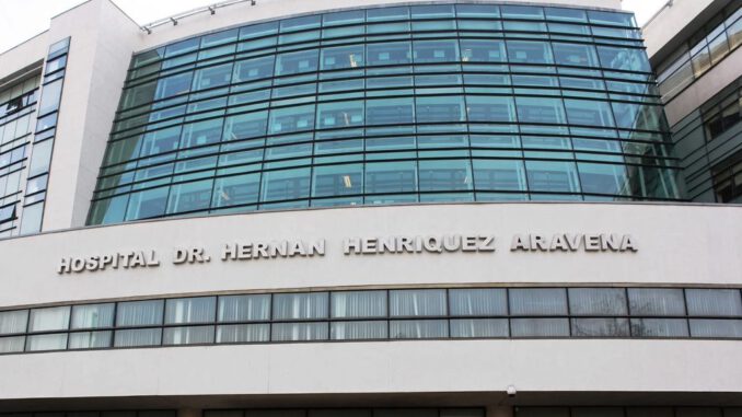 Informe de la PDI revela cuna mal ajustada en el Hospital de Temuco tras la muerte de un bebe