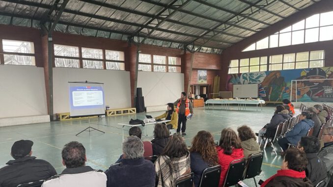Obras de construccion del nuevo estanque de agua potable rural en Putue