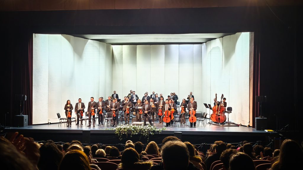 Orquesta Filarmónica de Temuco presenta el concierto un Canto por la Paz bajo la dirección de Carlos Zamora