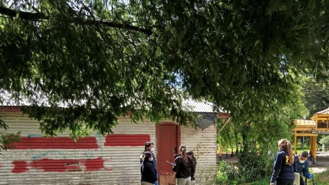 Autoridades del SernamEG exigiendo justicia y máxima pena por femicidio en Renaico