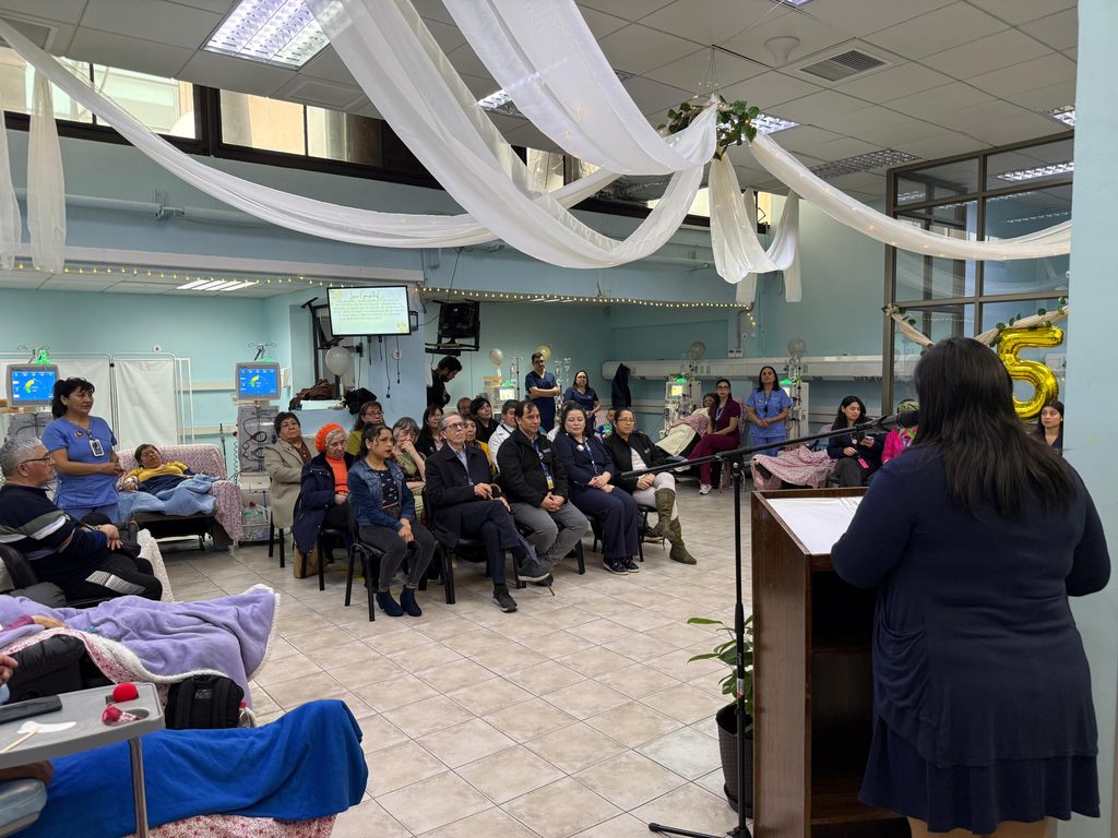 Ceremonia de conmemoracion por los 50 anos de la Unidad de Hemodialisis del Hospital Dr Hernan Henriquez Aravena